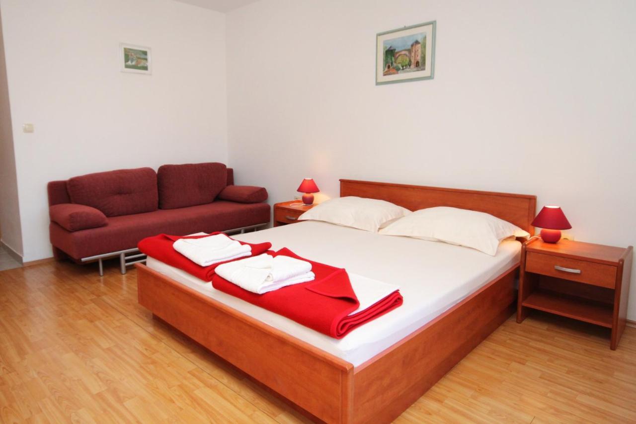 Apartments And Rooms By The Sea Vinjerac, Zadar - 3248 Exterior foto